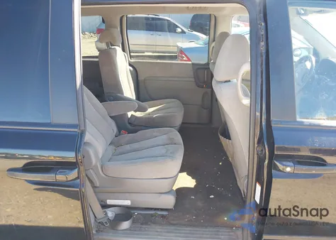 2008 Kia Sedona Lx из США, поврежденный, VIN KNDMB233986238371